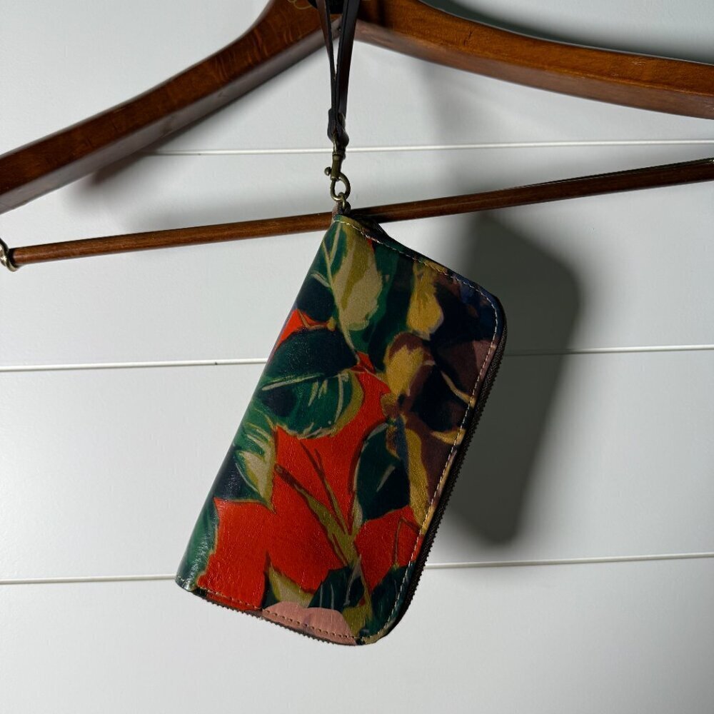 NWOT Patricia Nash Wallet/Clutch with Handle Multicolor